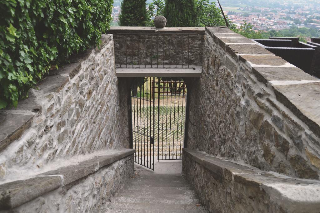 B&B Dimora Delle Donnole Bergamo Alta Extérieur photo